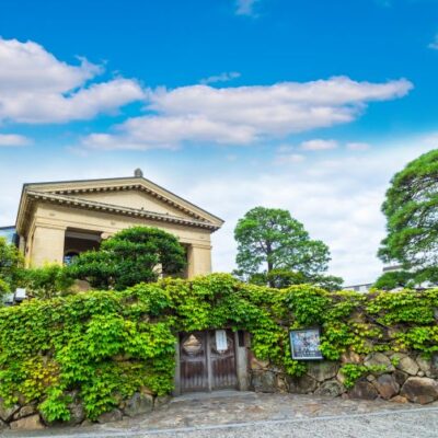 Thị trấn lịch sử được bảo tồn tuyệt đẹp và điểm đến hàng đầu về quần bò Nhật Bản